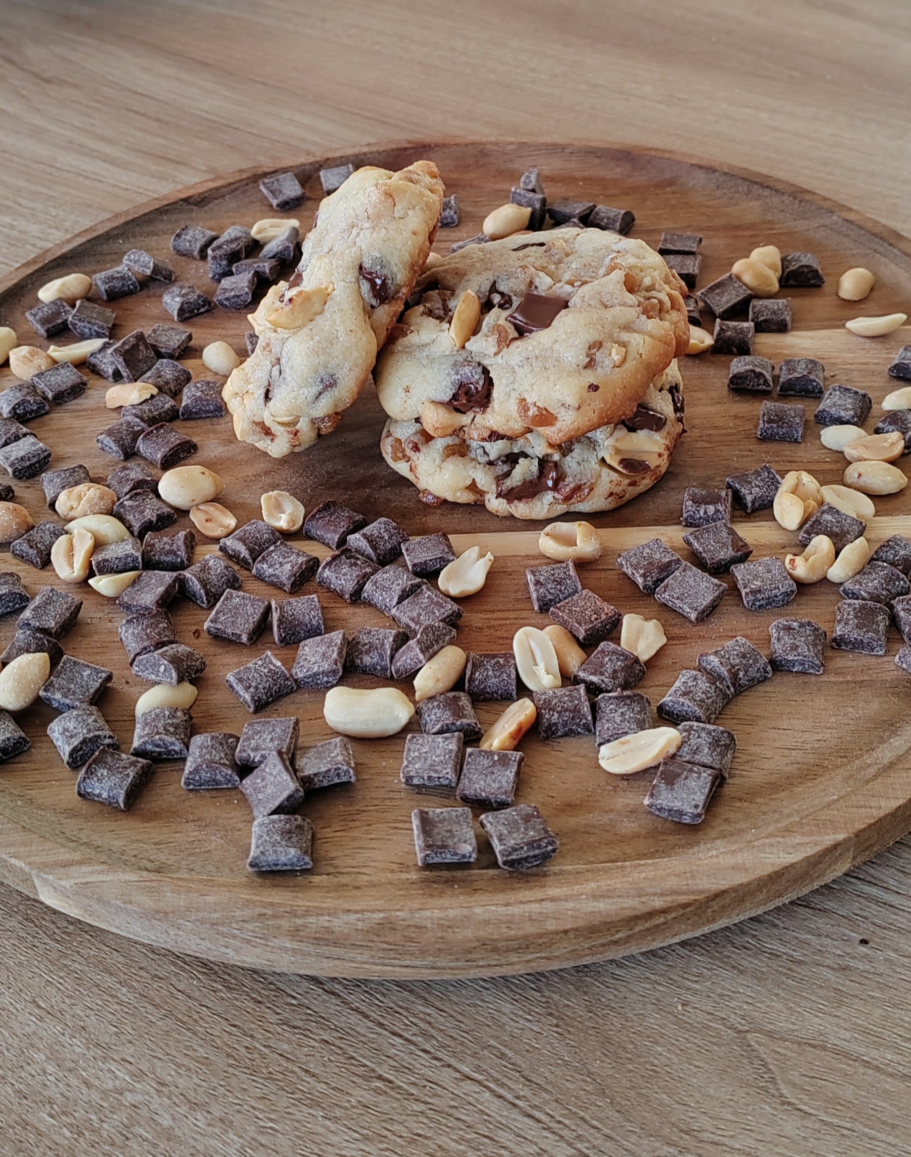 Box Cookies caramel peanuts chocolat noir